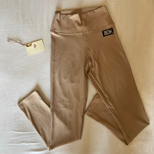 LEGGING ACANALADO CREMA